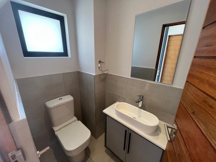 To Let 3 Bedroom Property for Rent in Wild Olive Estate Free State